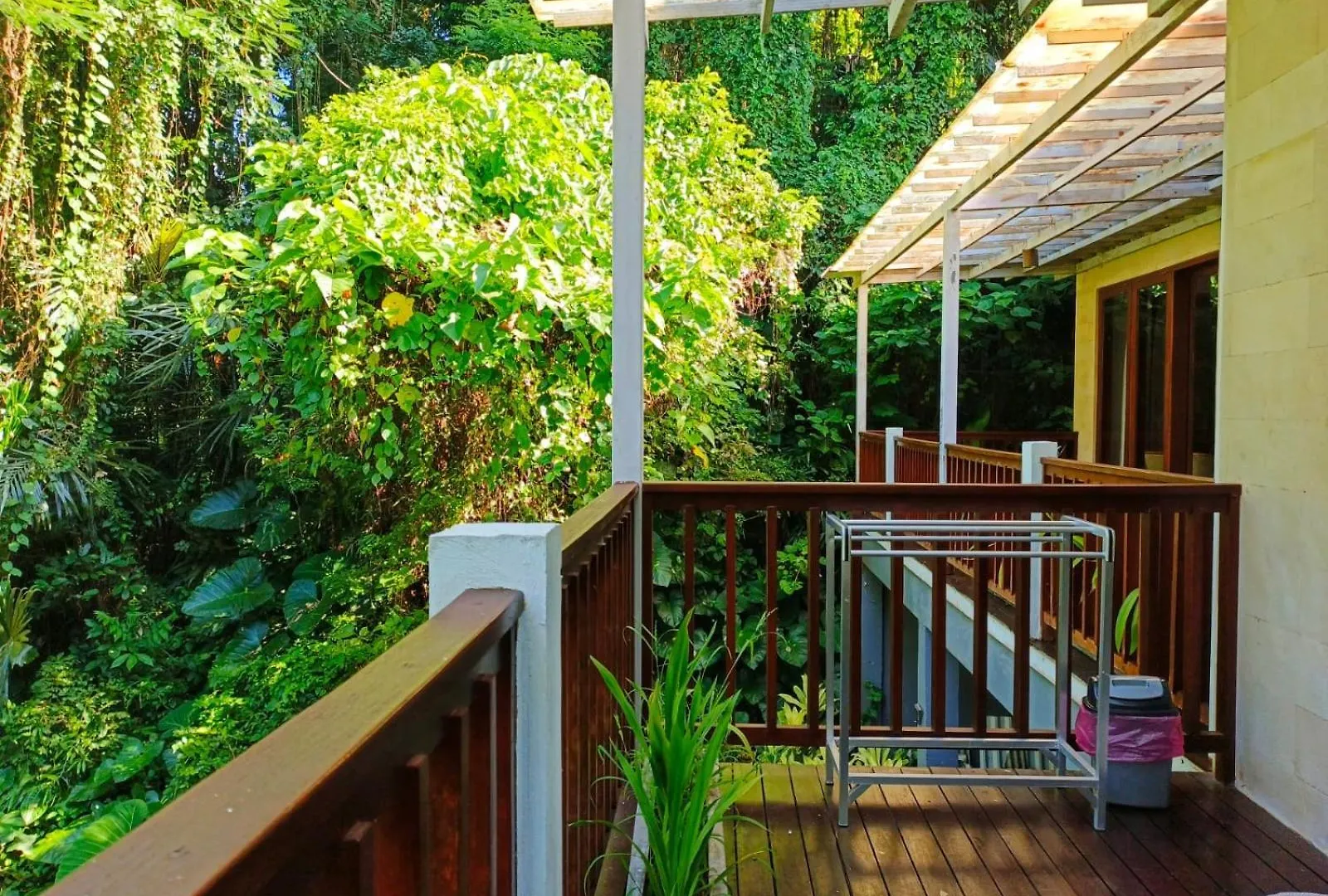 Malathi Homey House With Green View Ubud